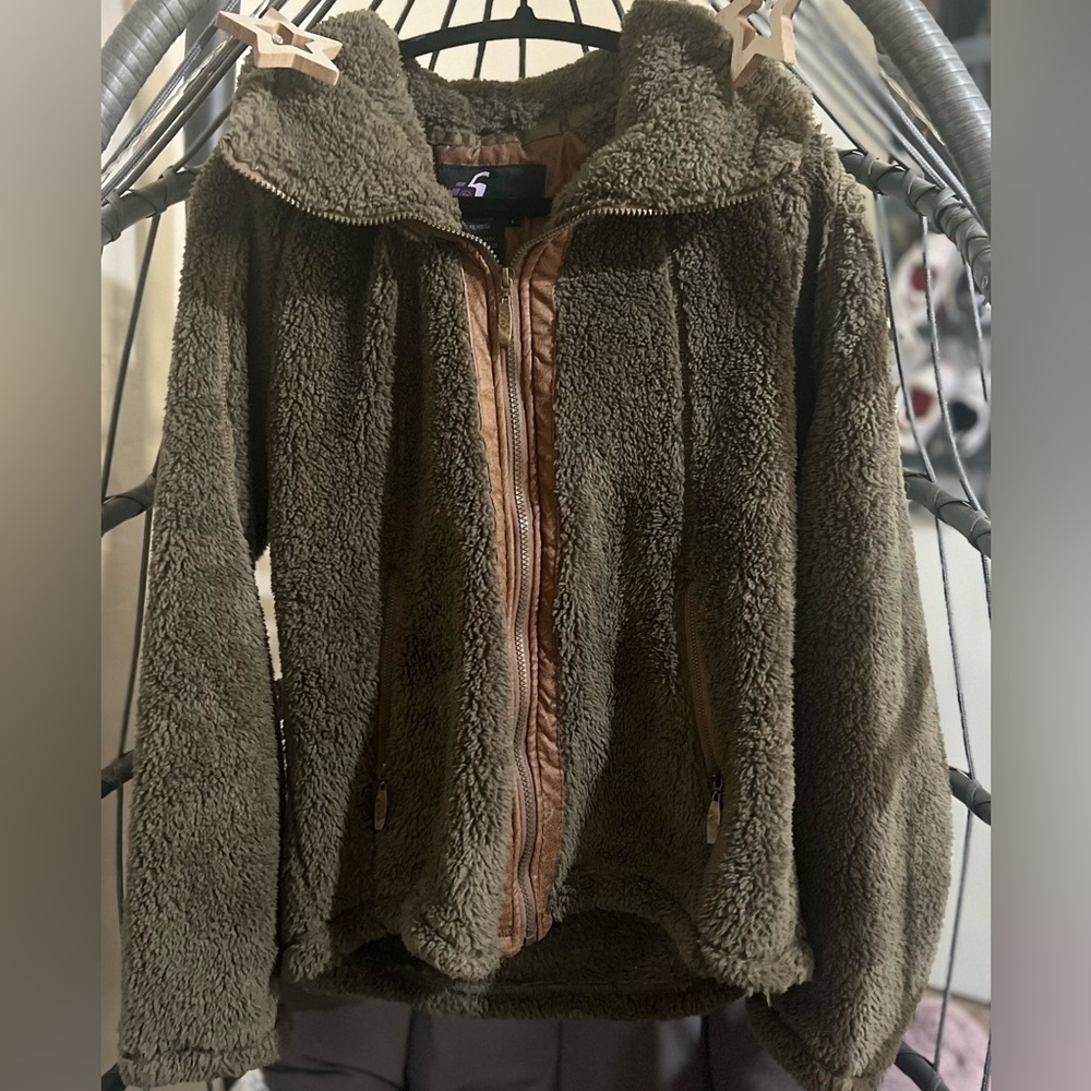 I 5 APPAREL ARMY GREEN SHERPA HOODIE/COLLAR NECK